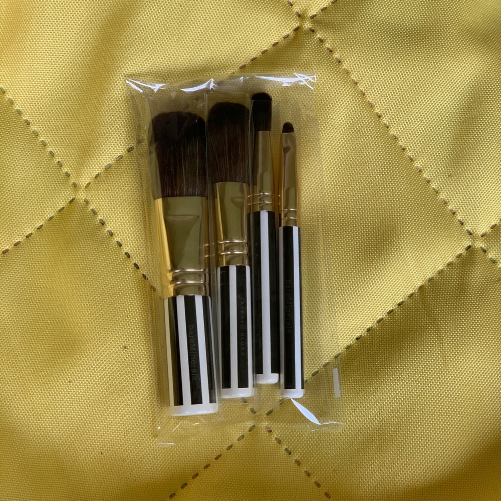 Mini Marvels Brush Set - Picture 5 of 5